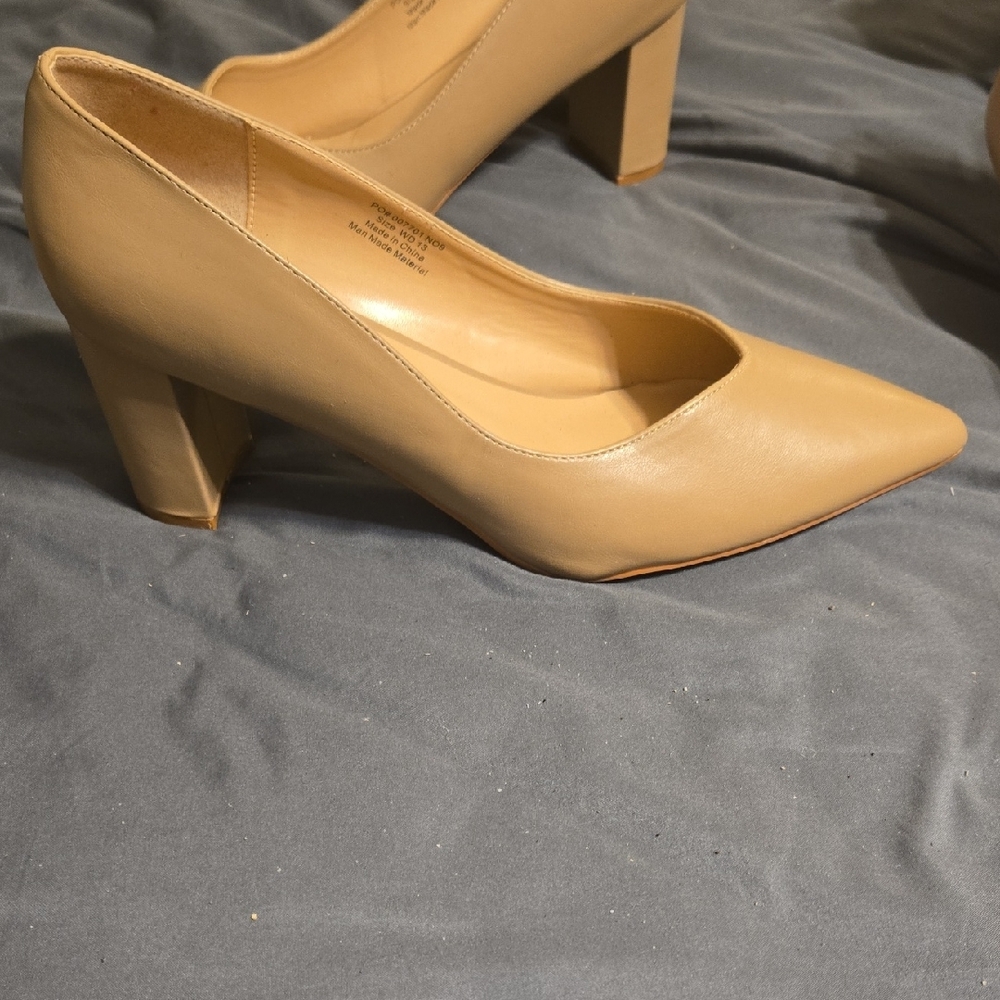 Journee Collection Women's Beige Block Heels - Picture 8 of 13